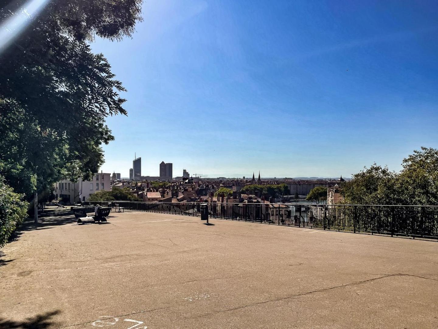Apartament Le Duplex Des Pentes Ail Lyon Zewnętrze zdjęcie